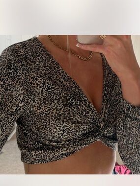 Urban Outfitters Leopard Twist-Front Crop Top - Beige & Black